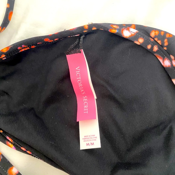 Victoria secret triangle bikini - Picture 3 of 3